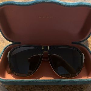 Gucci Flip Up Aviator sunglasses